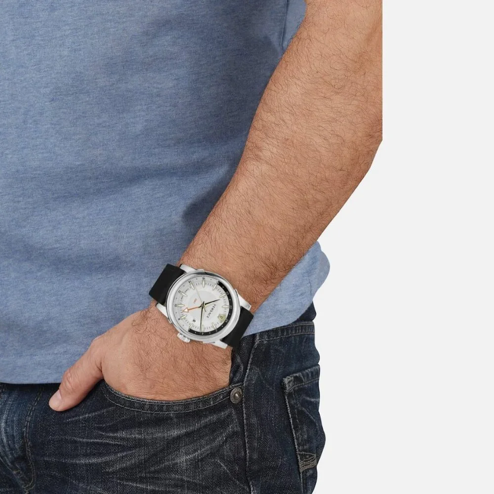 Versace Men's GMT Silver Watch - Picture 4 of 4